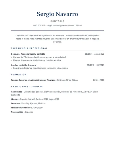 Ejemplo de currículum de contable en asesoría, diseño sobrio