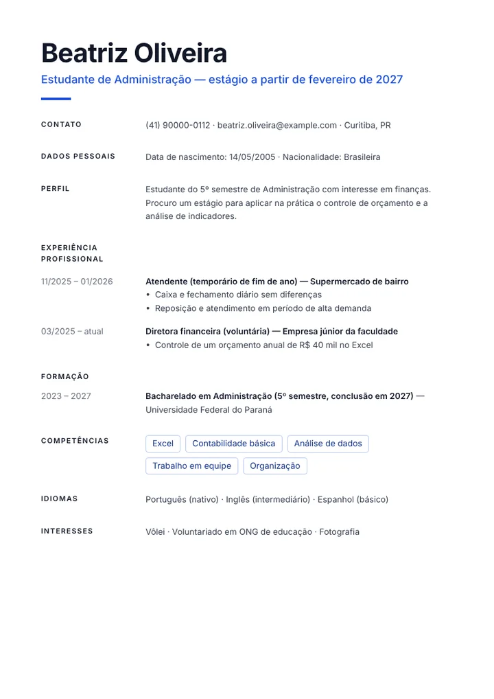 Exemplo de currículo de estudante de Administração buscando estágio